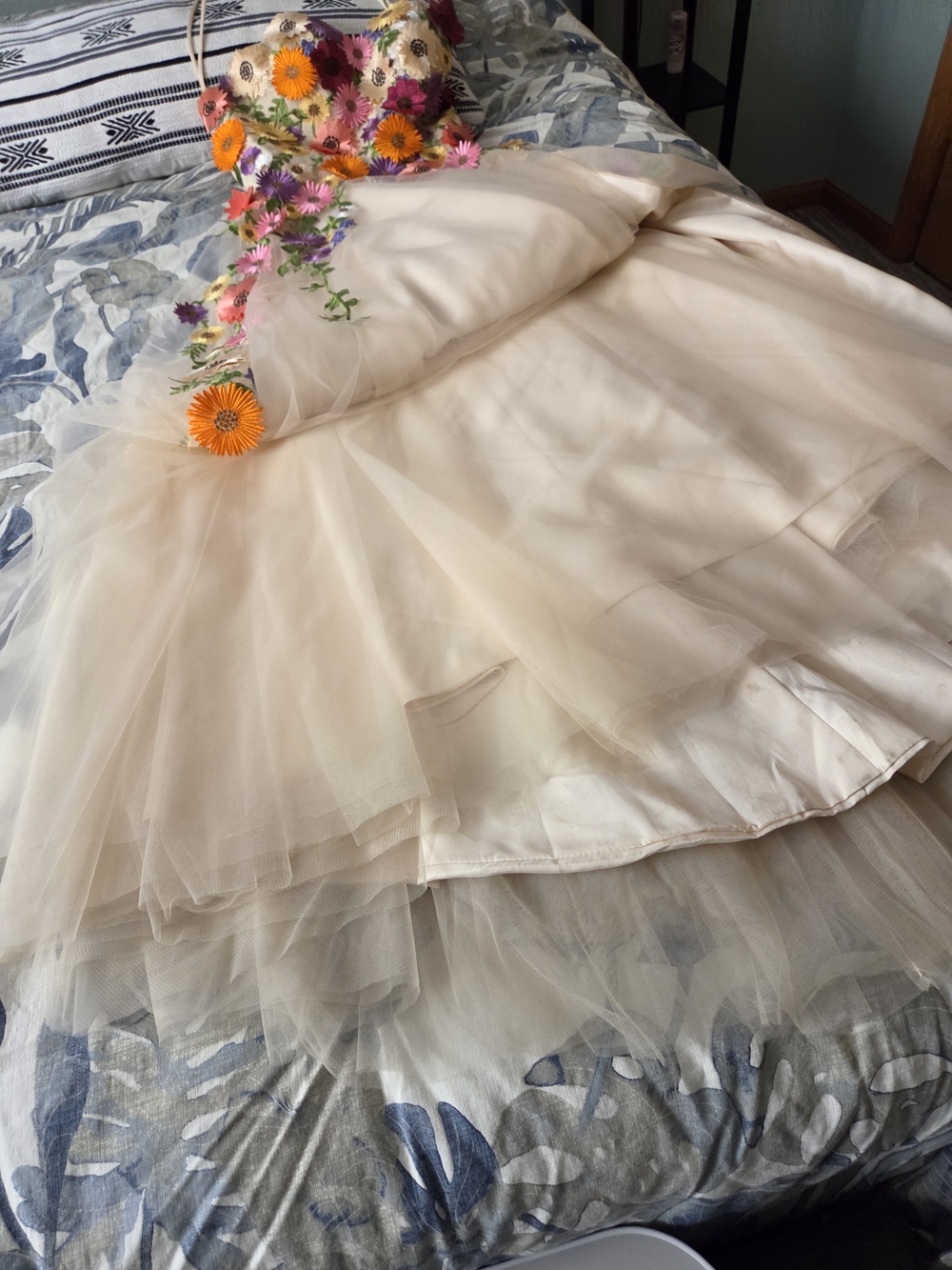Womens Floral Appliqué Tulle Gown - Pink & Multicolor - Picture 8 of 10